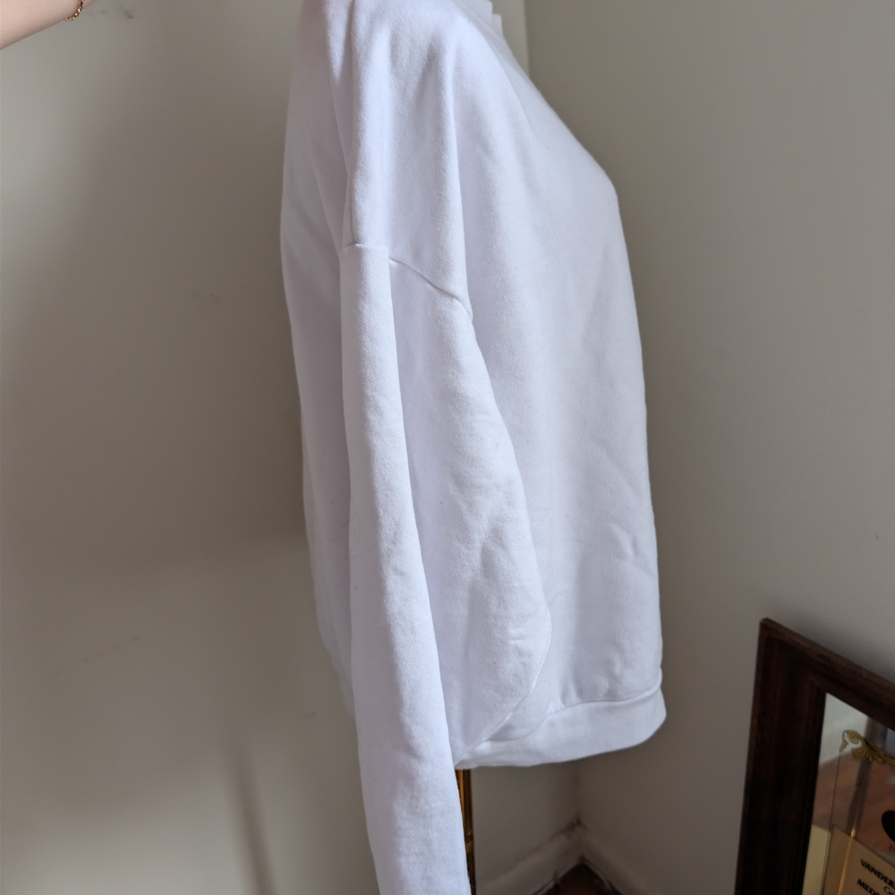 🍒BEST & FINAL🍒 ALO Yoga • Accolade White Sweatshirt - Picture 5 of 8